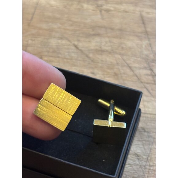 Gold-Tone Textured Square Cufflinks In Black Gift Box - Picture 3 of 4